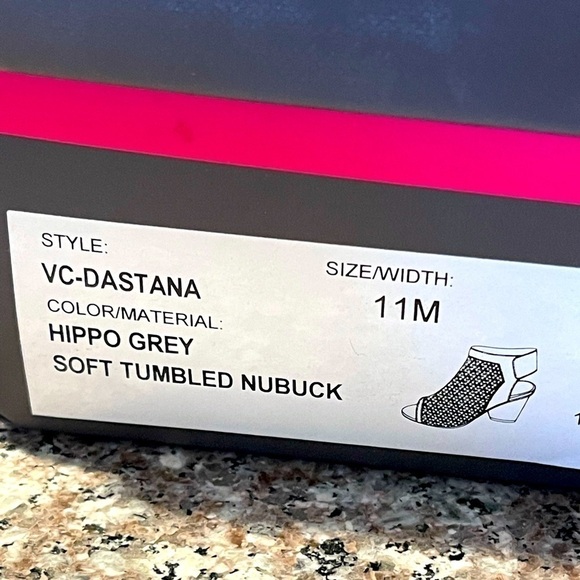 Vince Camuto Nude Wedge Sandal Platform Block Heels Hippo Grey Dastana, Sz 11 - Picture 5 of 10